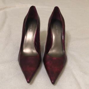 Nine West Cranberry Pointed Ties Stilettos